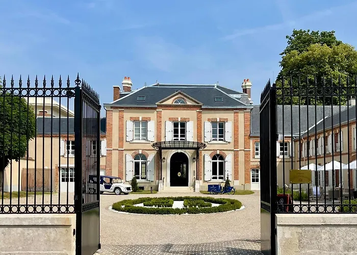 Les Suites Bb, Champagne Besserat De Bellefon